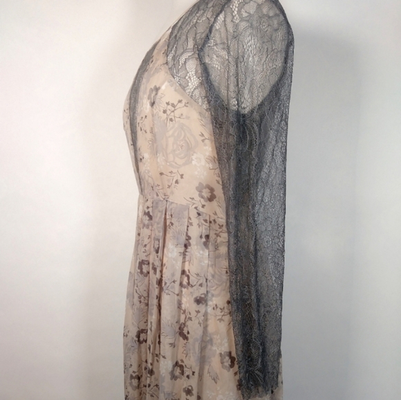 🦄RARE Free People Floral Lace Cream Grey Watercolor Maxi Dress Size 12 - Picture 5 of 15